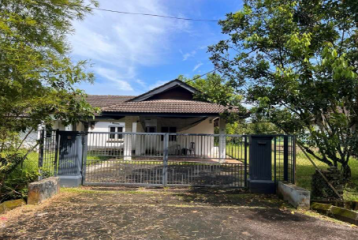 A Single Storey Bungalow House