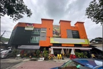 THREE STOREY DETACHED FACTORY COMPRISING THREE DWELLING UNITS